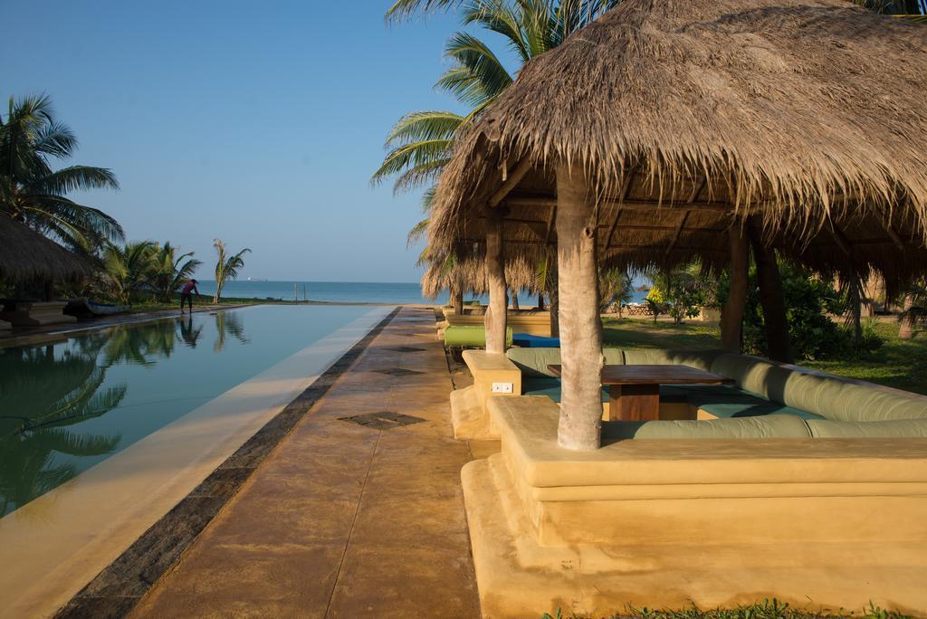 Bar Reef Resort Etalai 外观 照片