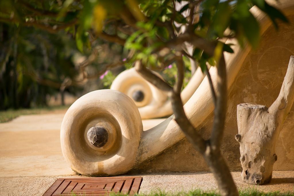 Bar Reef Resort Etalai 外观 照片