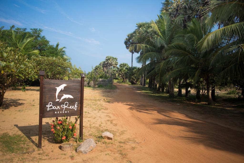 Bar Reef Resort Etalai 外观 照片