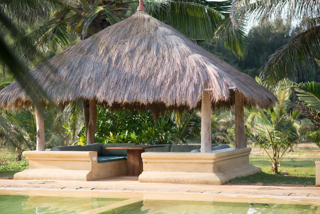Bar Reef Resort Etalai 外观 照片