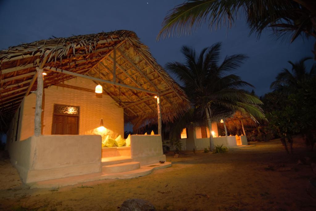 Bar Reef Resort Etalai 外观 照片